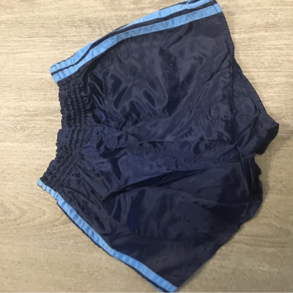 Extra Small Vintage Adidas Roller Skate Shorts - Picture 2 of 6